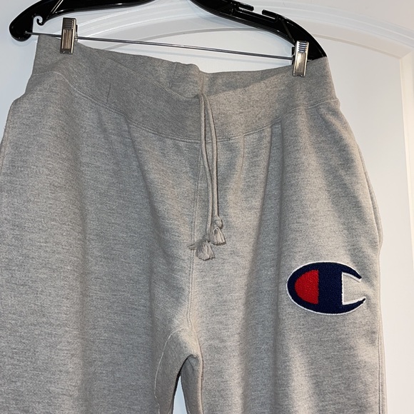 Champion gray embroidered logo joggers xl - Picture 2 of 5